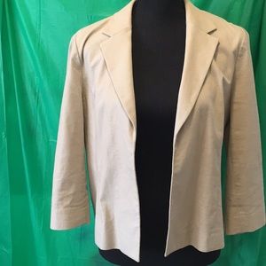 Ladies short length blazer